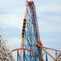 Goliath - Six Flags Magic Mountain, Valencia CA (Giovanola) - Roller Coaster